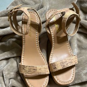 Nice wedges for any occasion